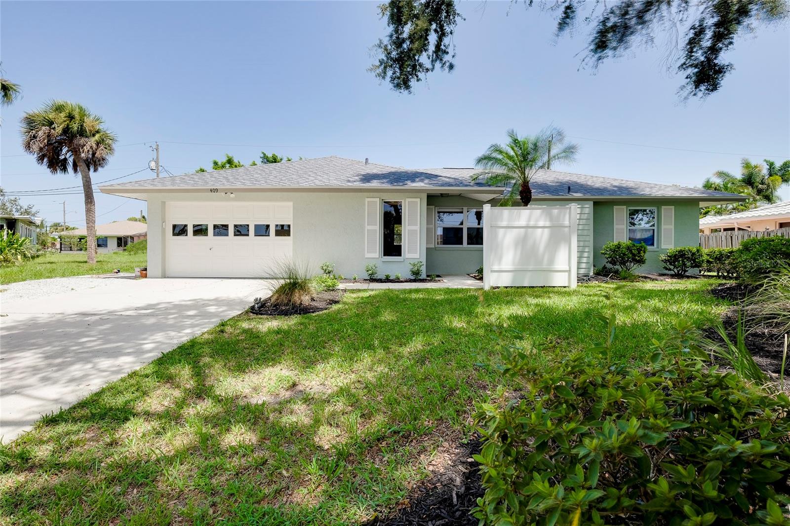 409 W SHADE DRIVE