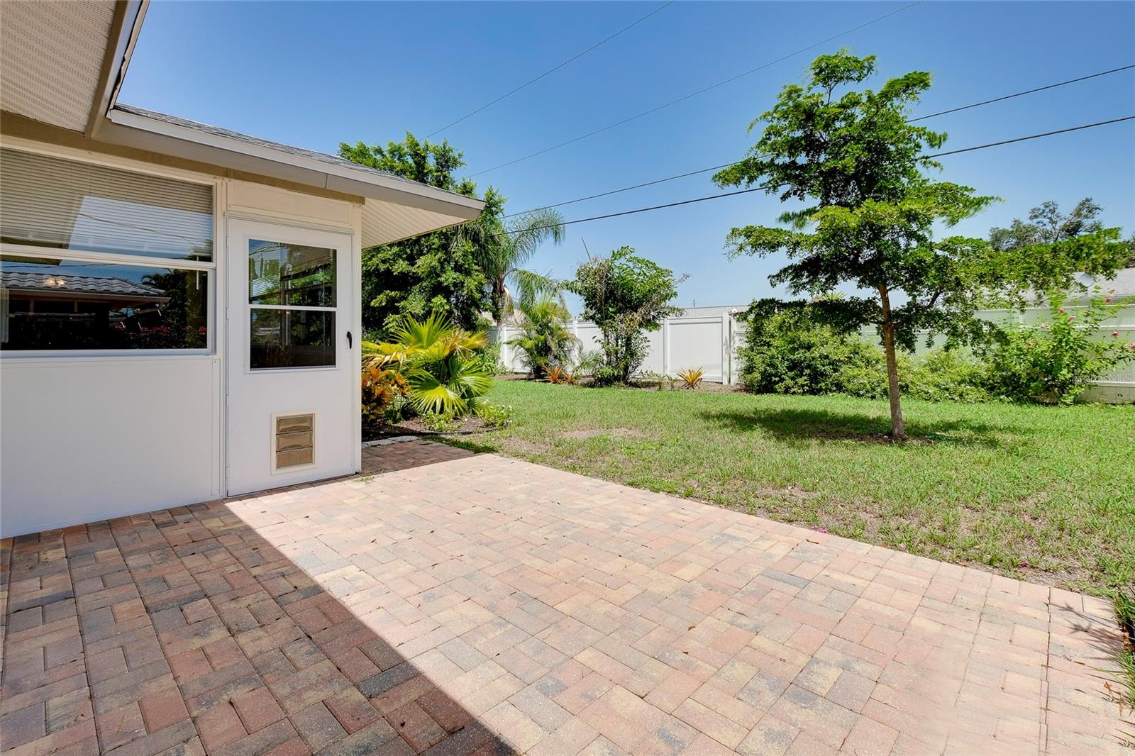 409 W SHADE DRIVE