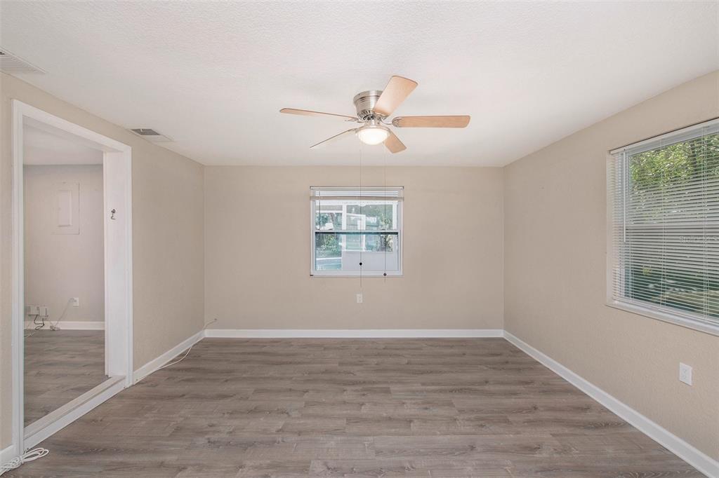 105 N CORONA AVENUE