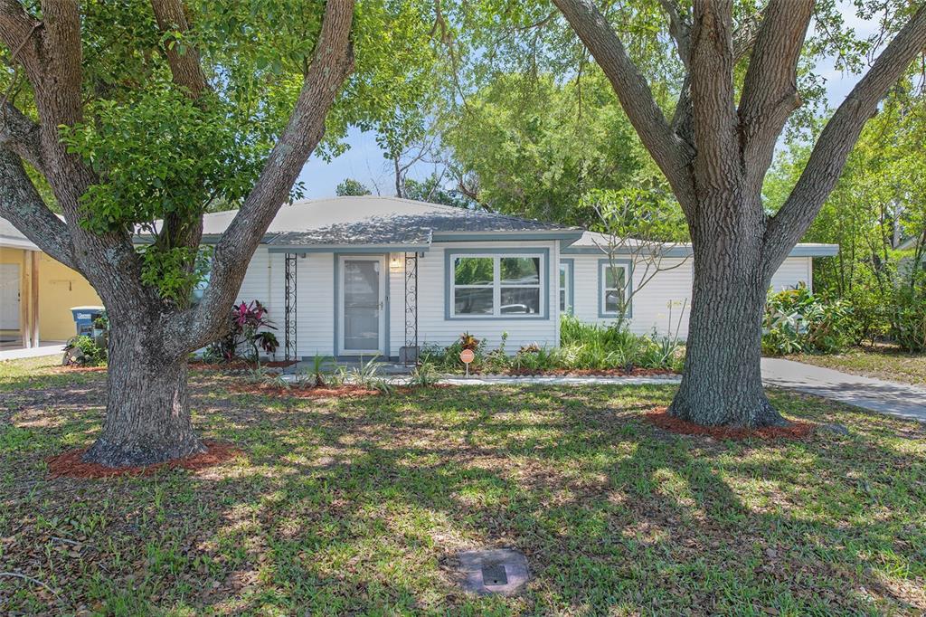 105 N CORONA AVENUE
