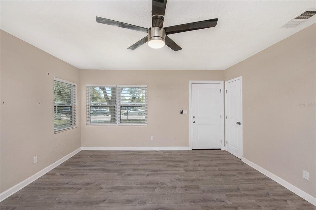 105 N CORONA AVENUE