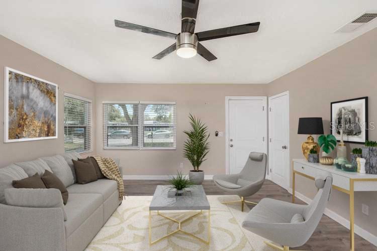 105 N CORONA AVENUE