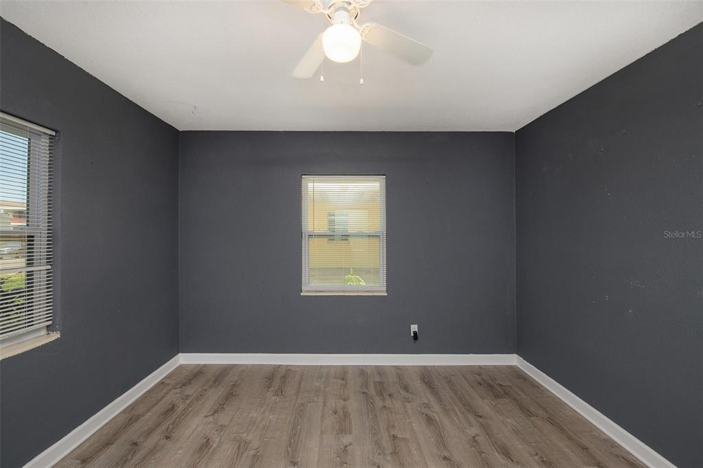 105 N CORONA AVENUE
