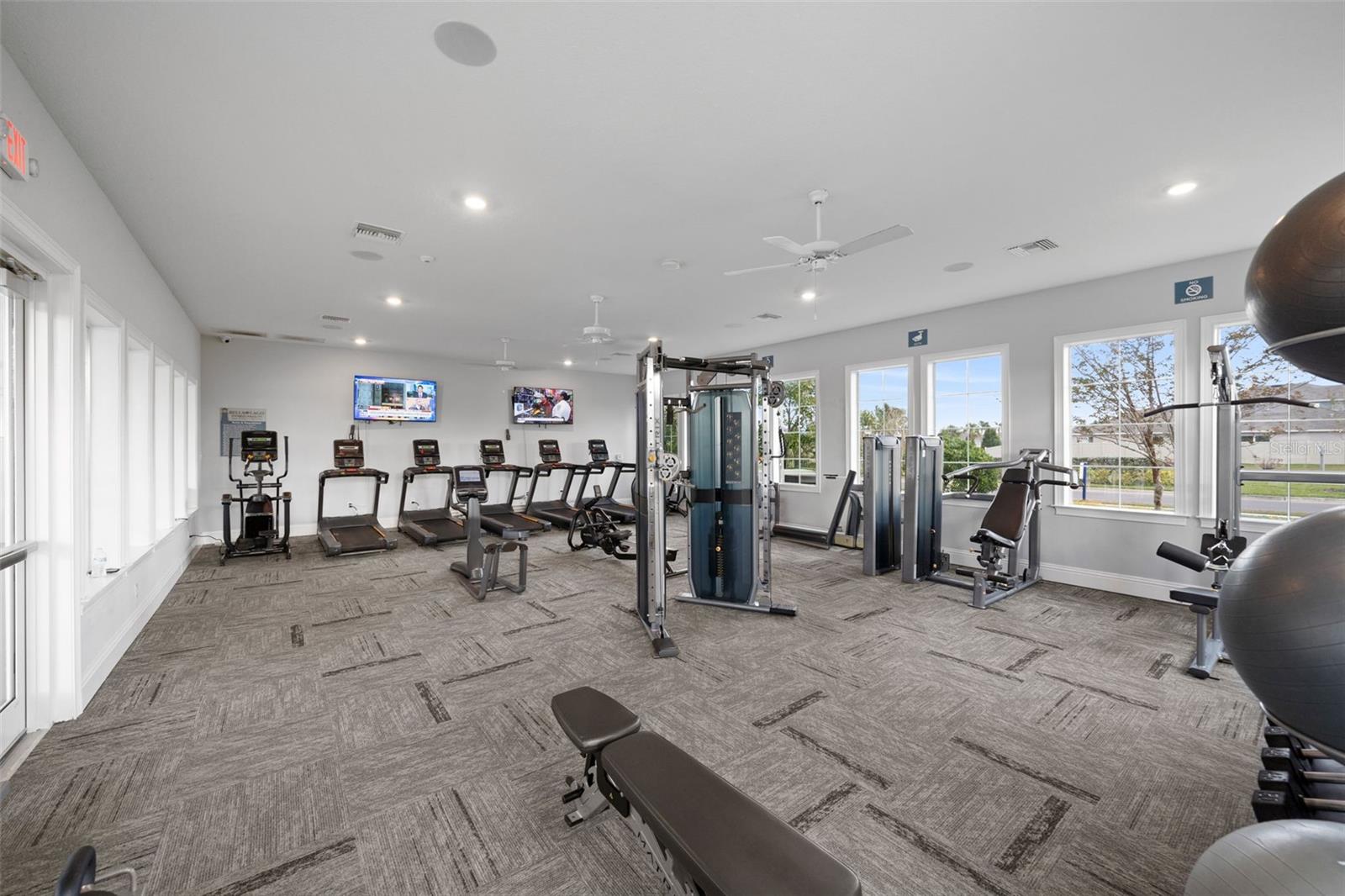 10303 CHARLOTTE DR