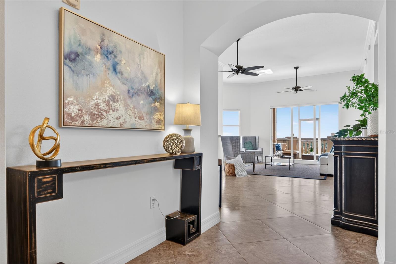 5531 CANNES CIR #801