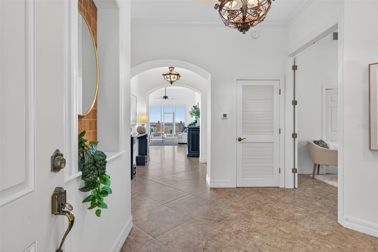 5531 CANNES CIR #801