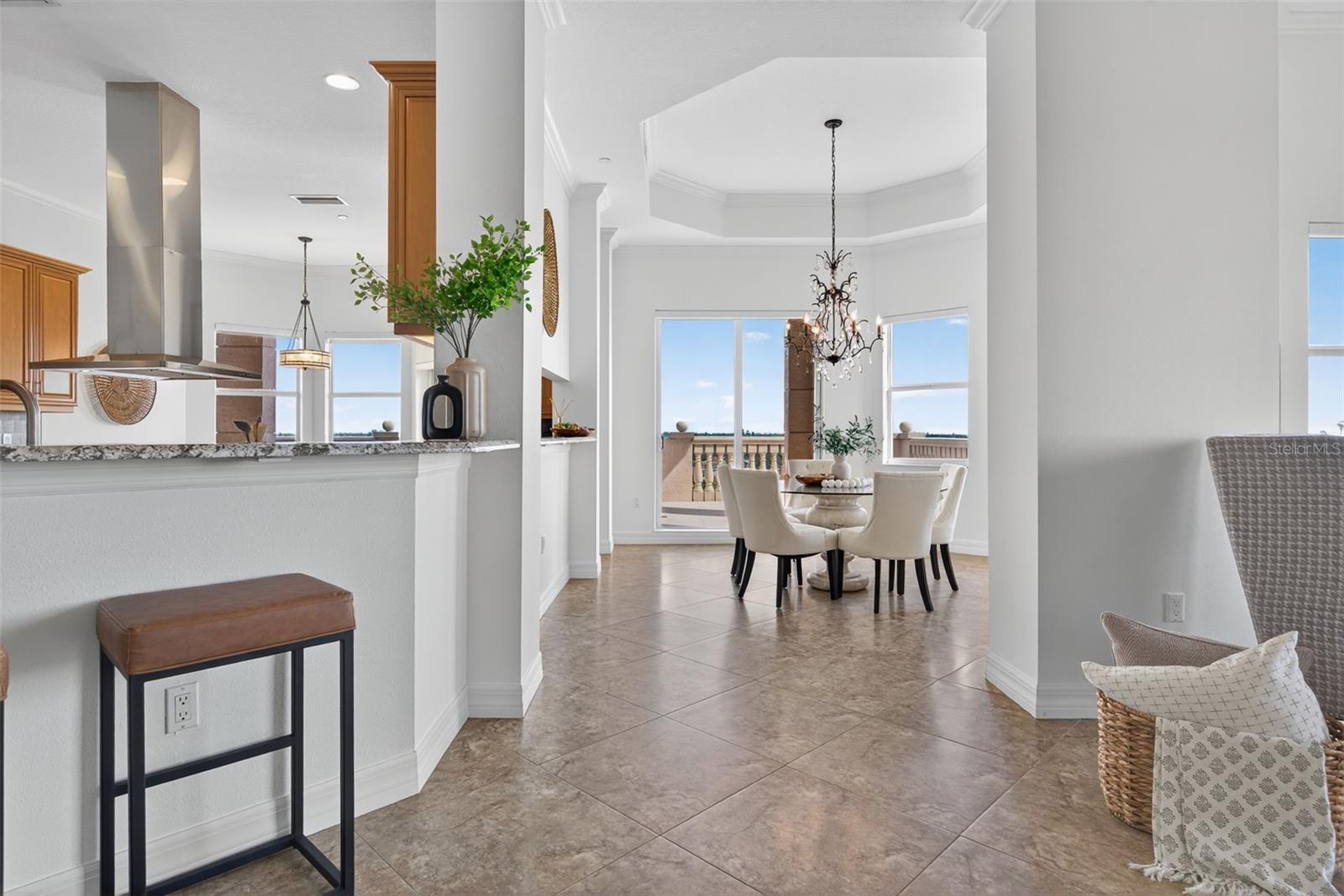 5531 CANNES CIR #801