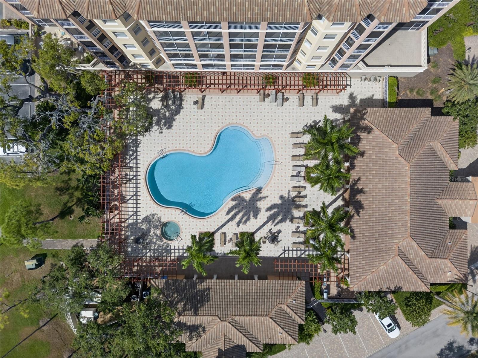 5531 CANNES CIR #801