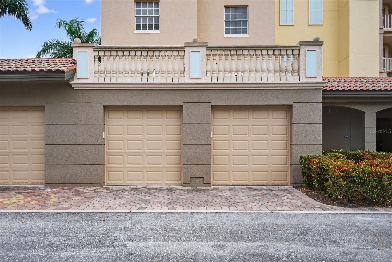 5531 CANNES CIR #801