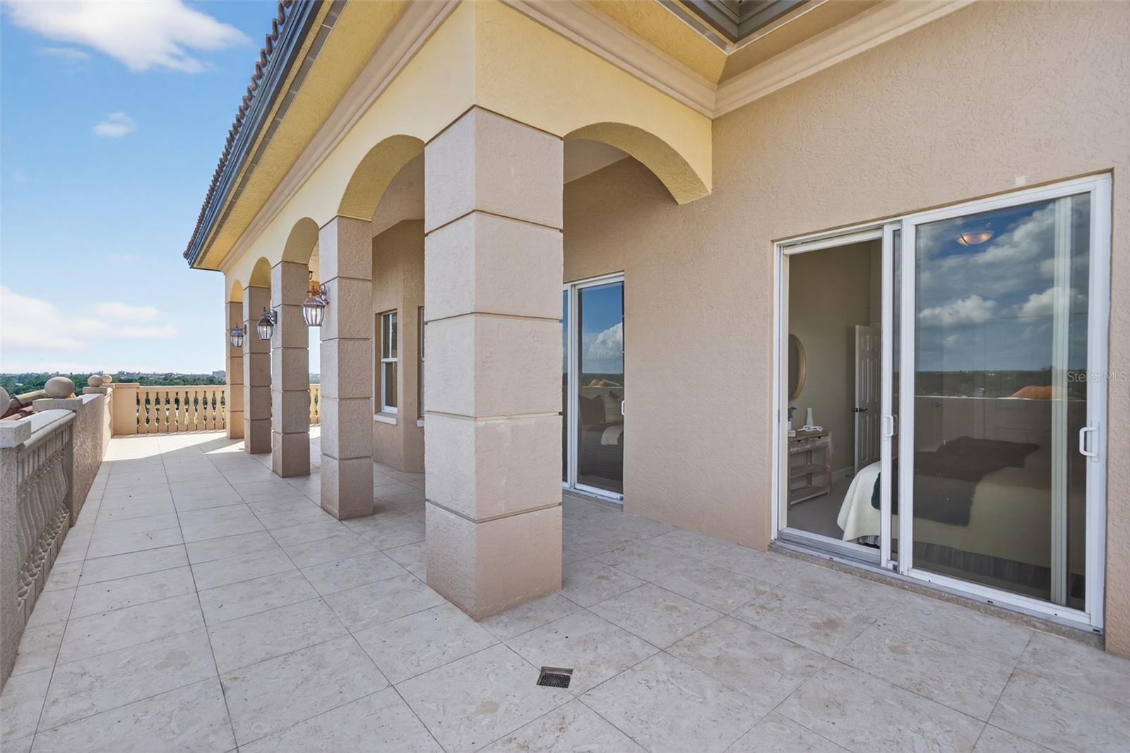 5531 CANNES CIR #801