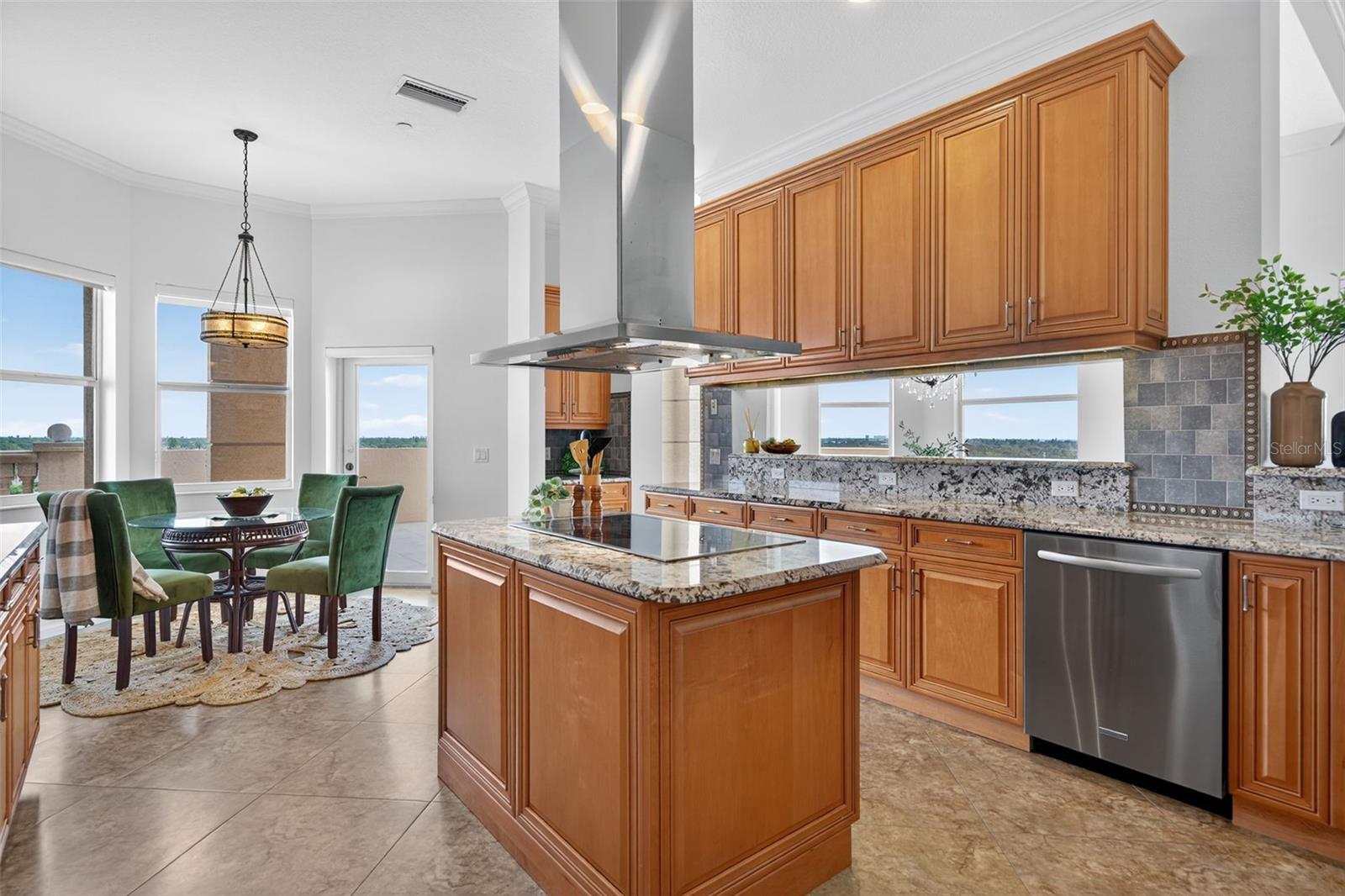 5531 CANNES CIR #801