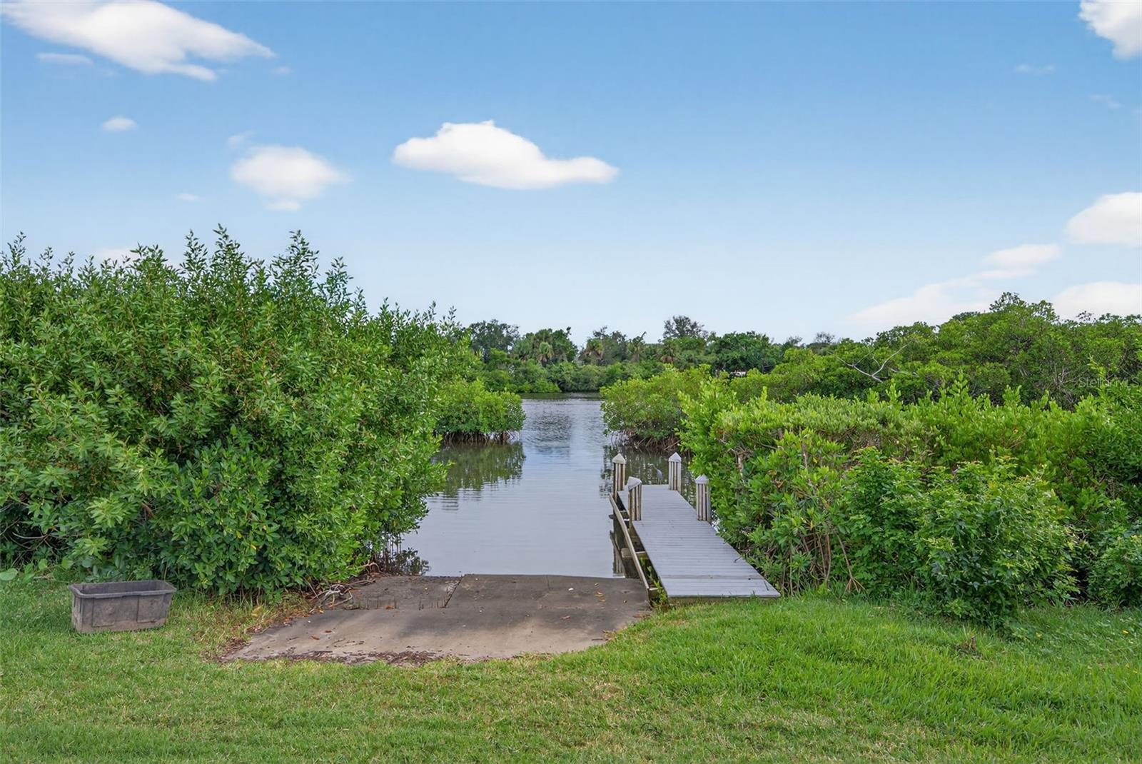 5531 CANNES CIR #801