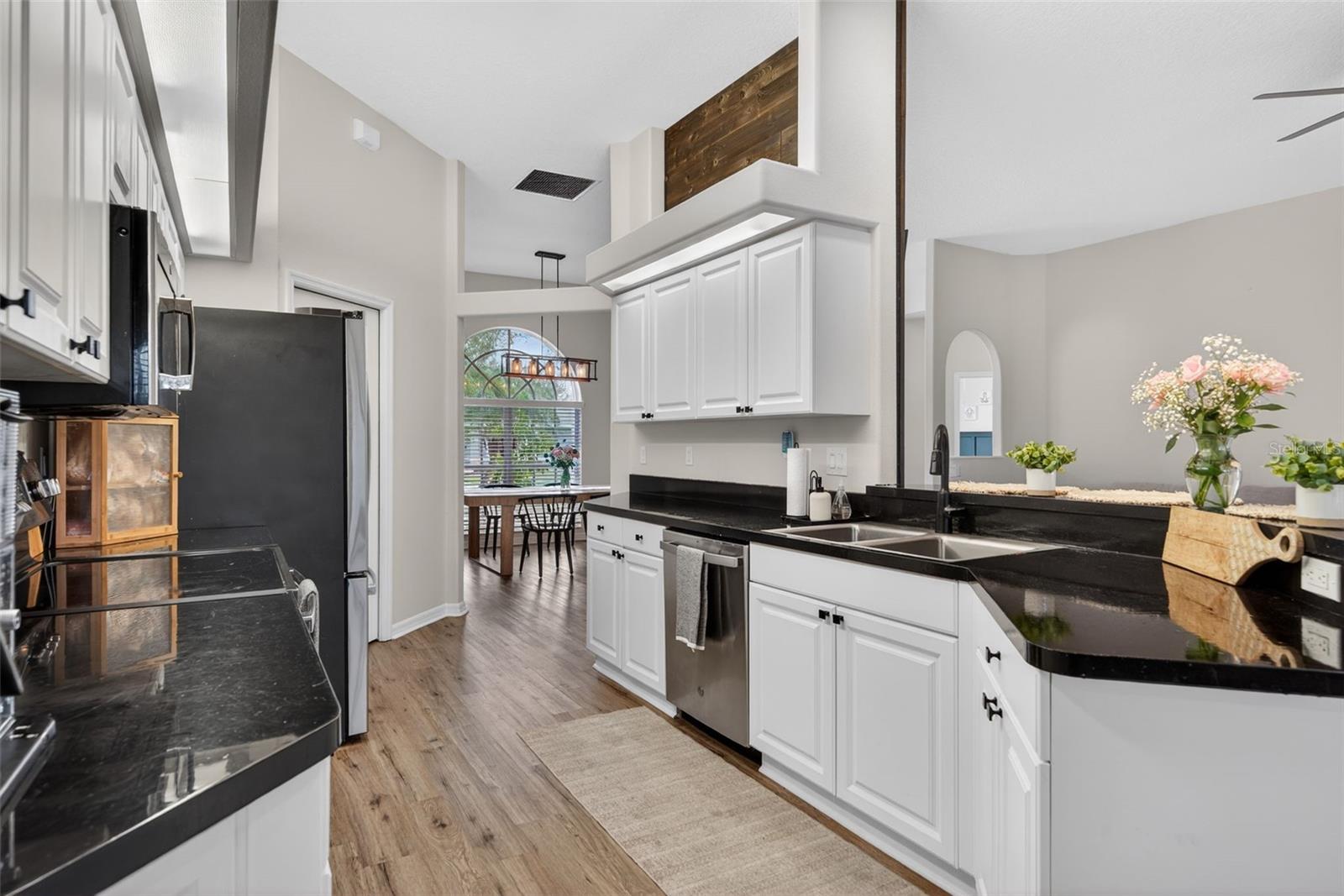 6325 35TH AVENUE CIR E