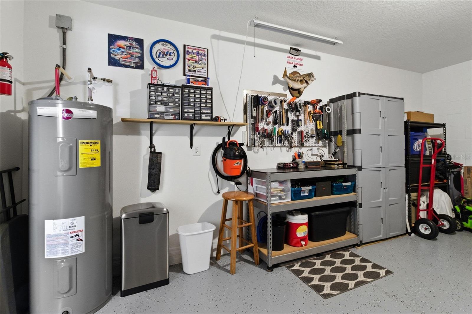 3718 MANNERED GOLD AVE