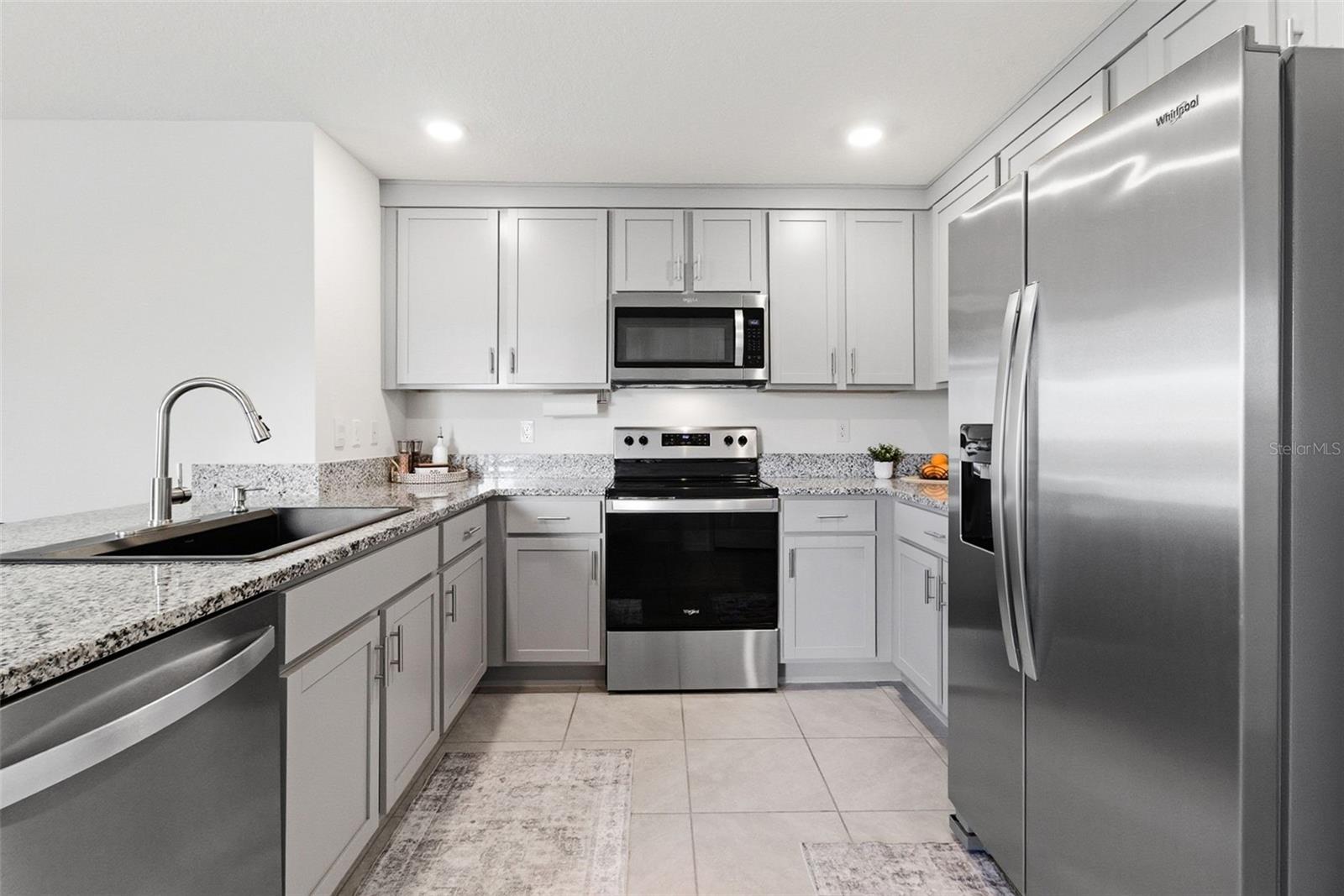 3718 MANNERED GOLD AVE