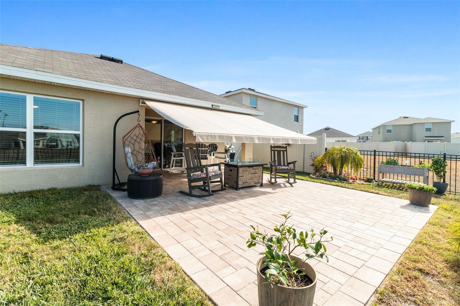 3718 MANNERED GOLD AVE