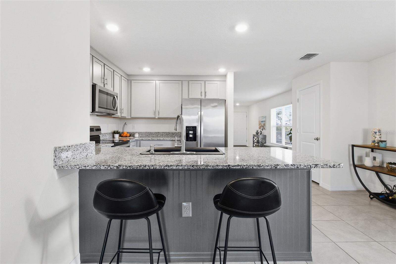 3718 MANNERED GOLD AVE