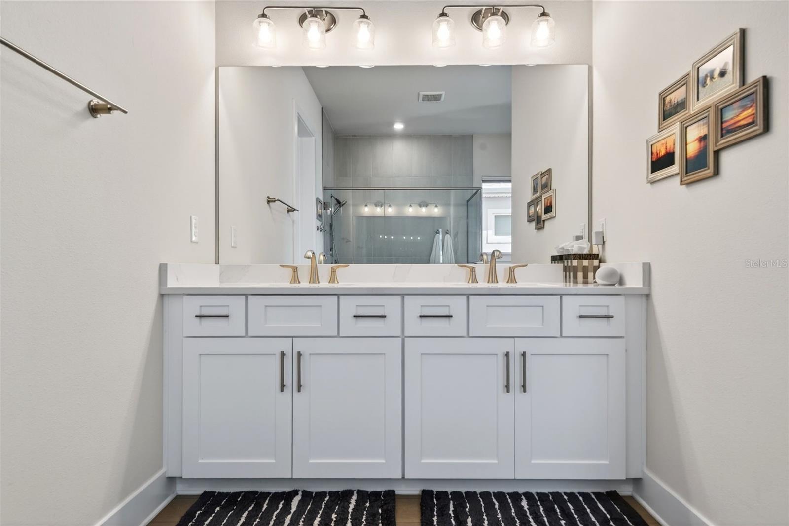 8903 DRUMMER PLANK DR