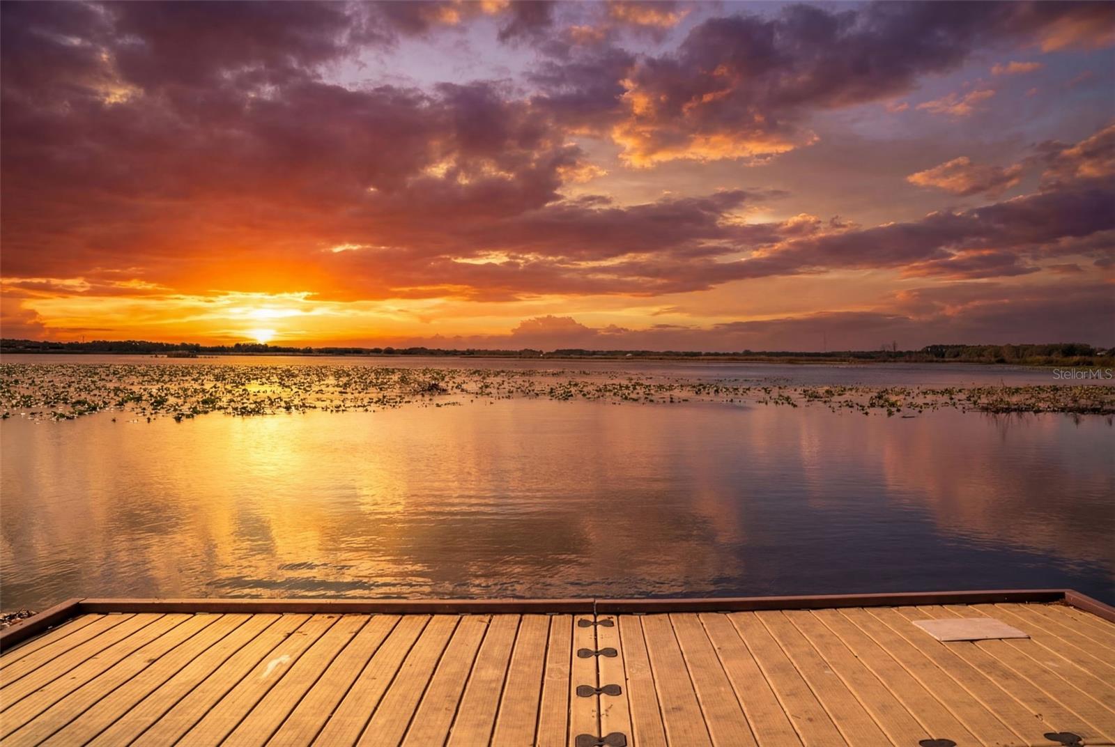 8903 DRUMMER PLANK DR