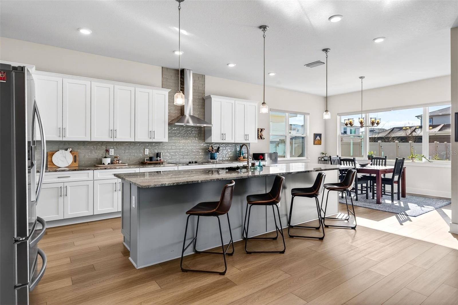 8903 DRUMMER PLANK DR