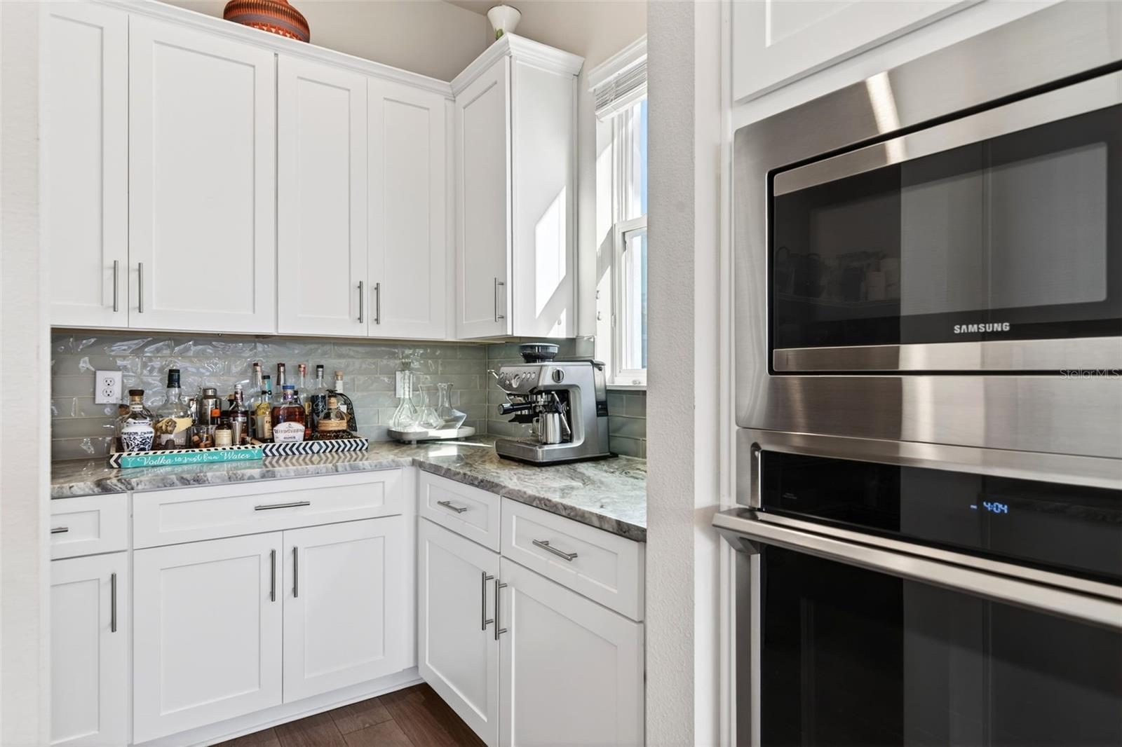 8903 DRUMMER PLANK DR