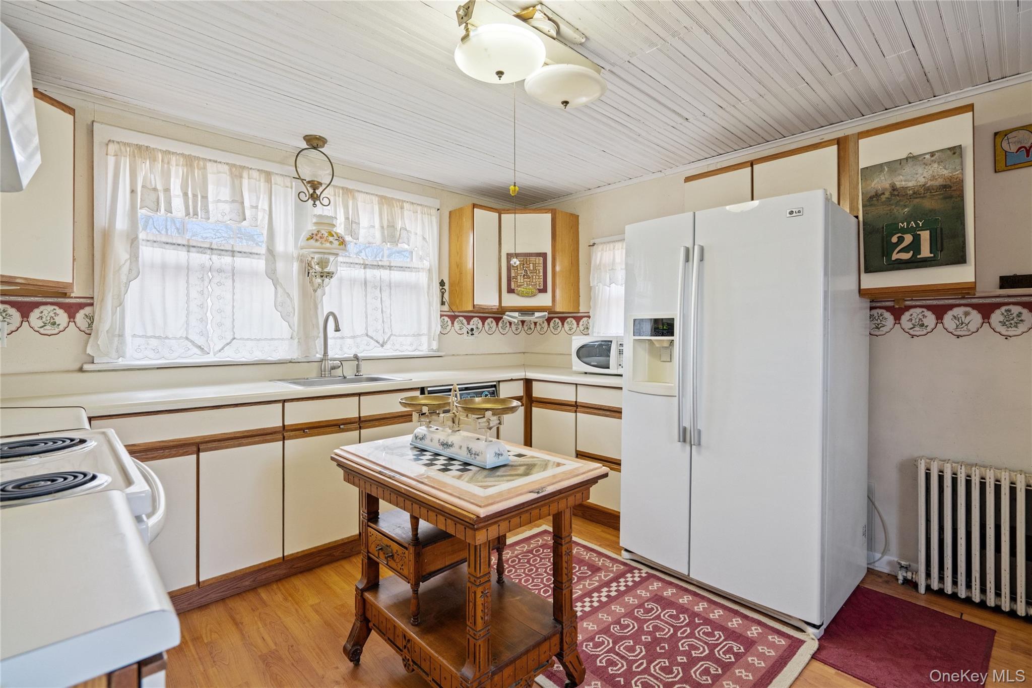 449 Montauk Highway