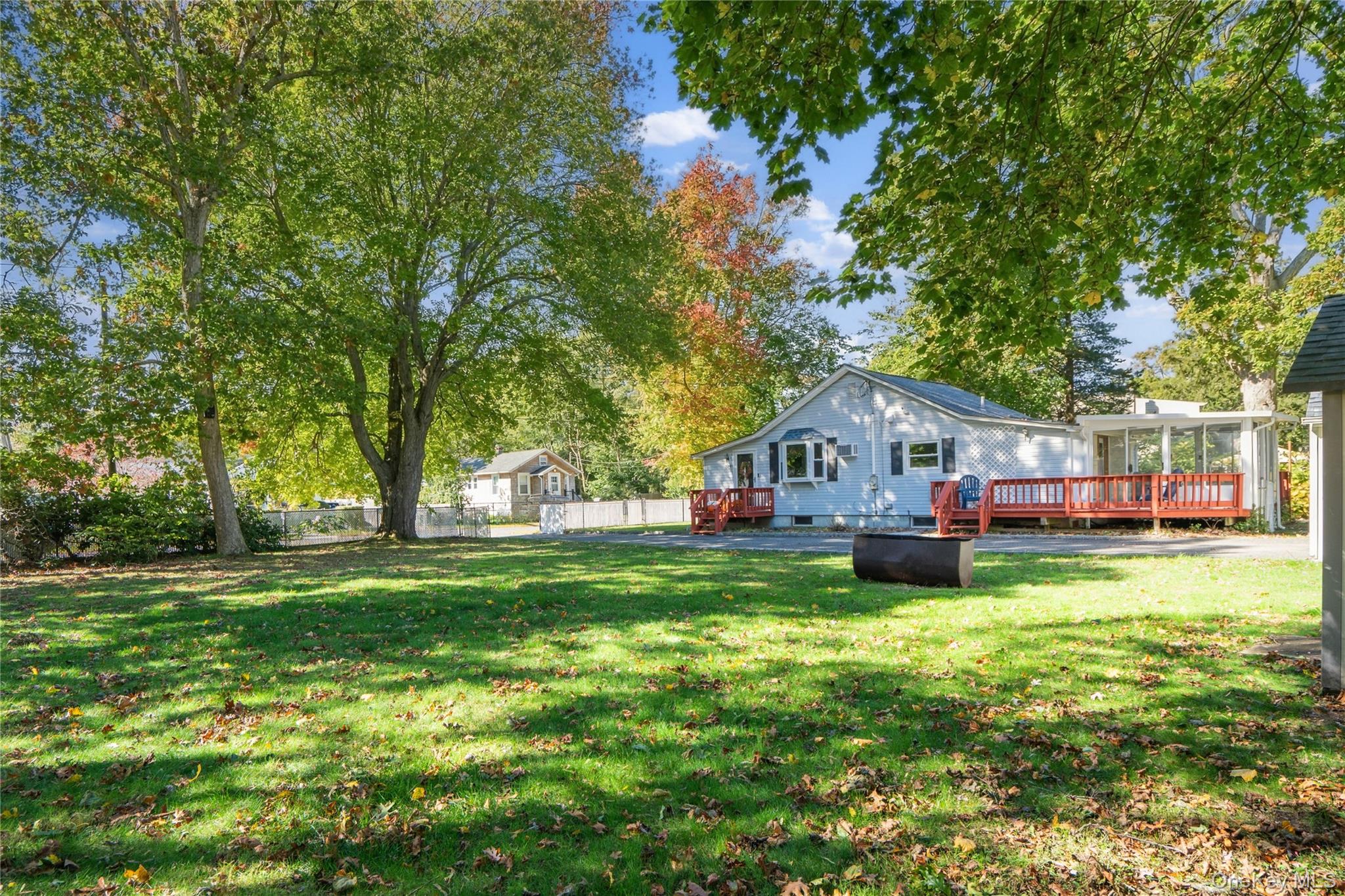 109 Lakeview Drive