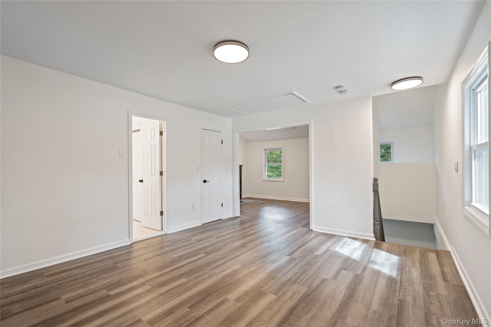 2 Mount Sinai Avenue S