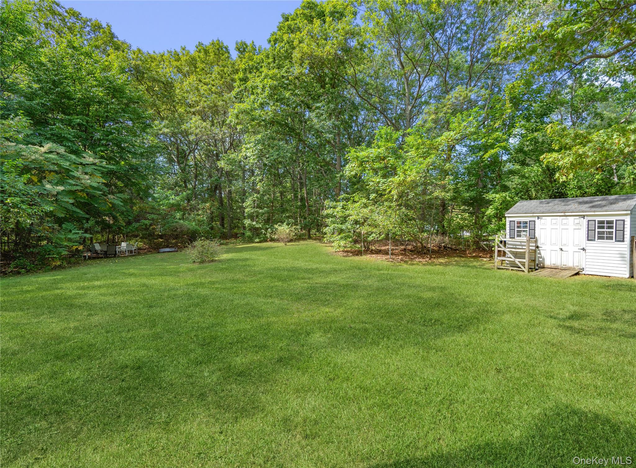 2 Mount Sinai Avenue S