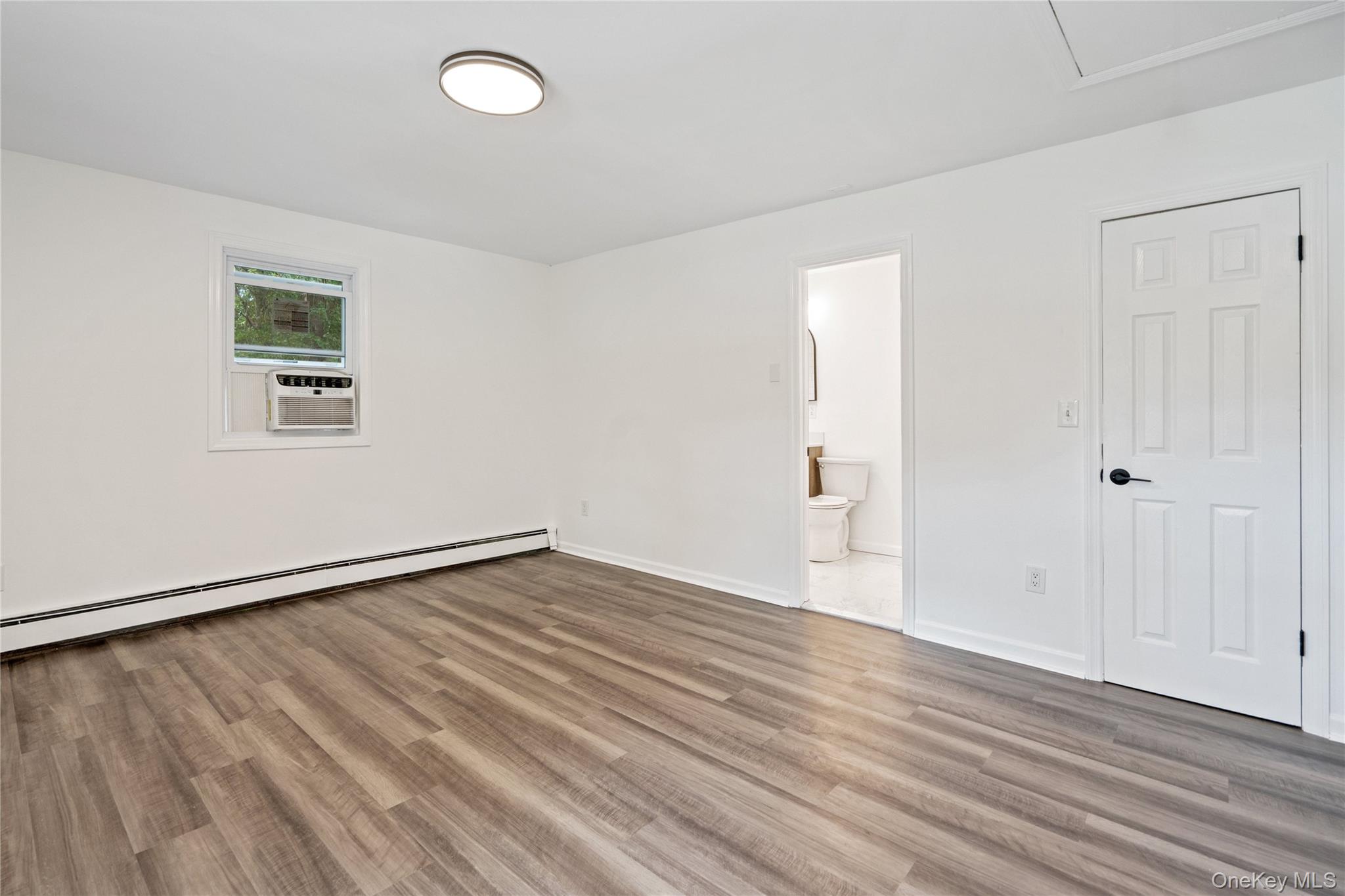 2 Mount Sinai Avenue S