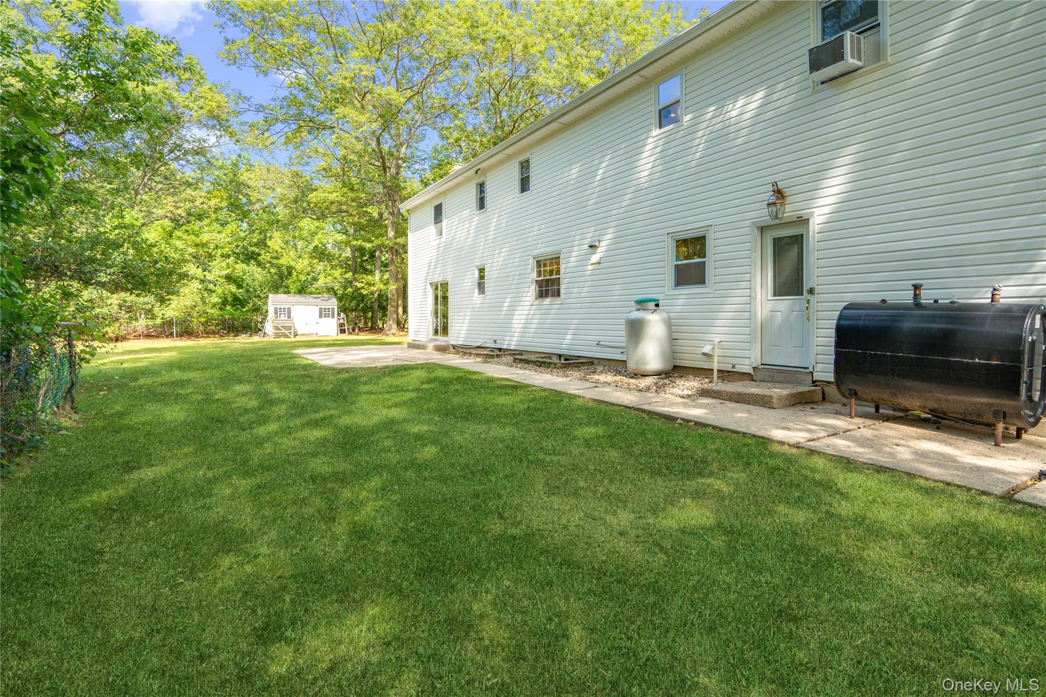 2 Mount Sinai Avenue S