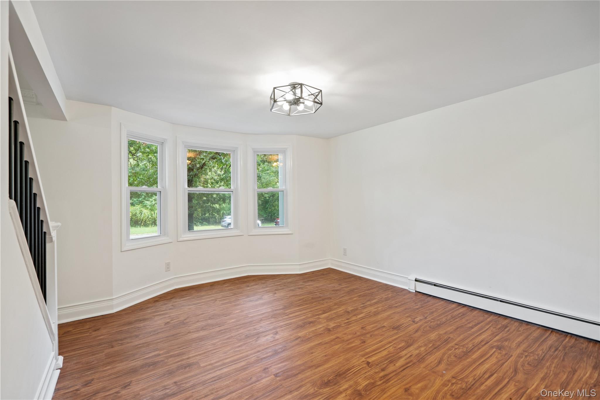 2 Mount Sinai Avenue S