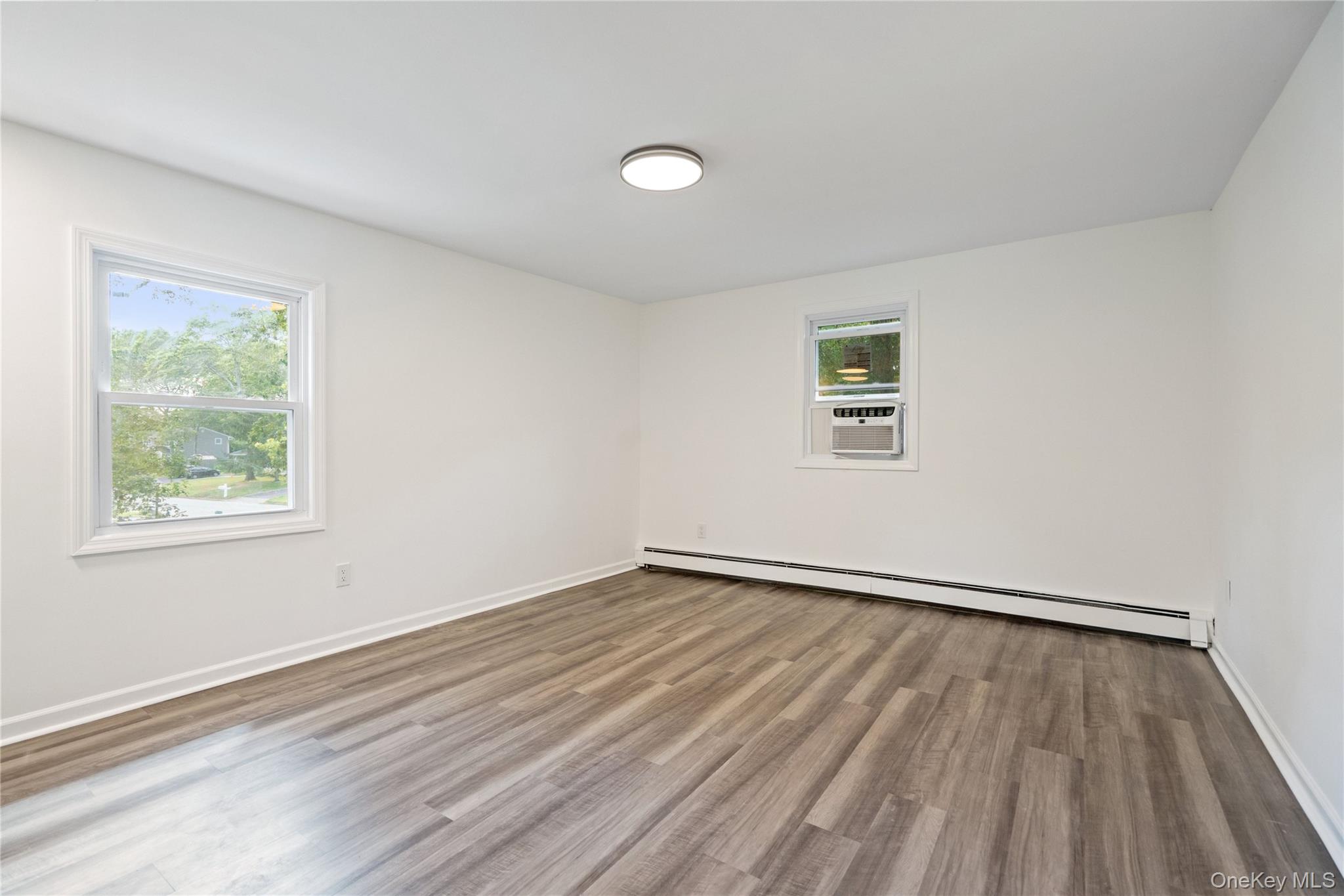 2 Mount Sinai Avenue S