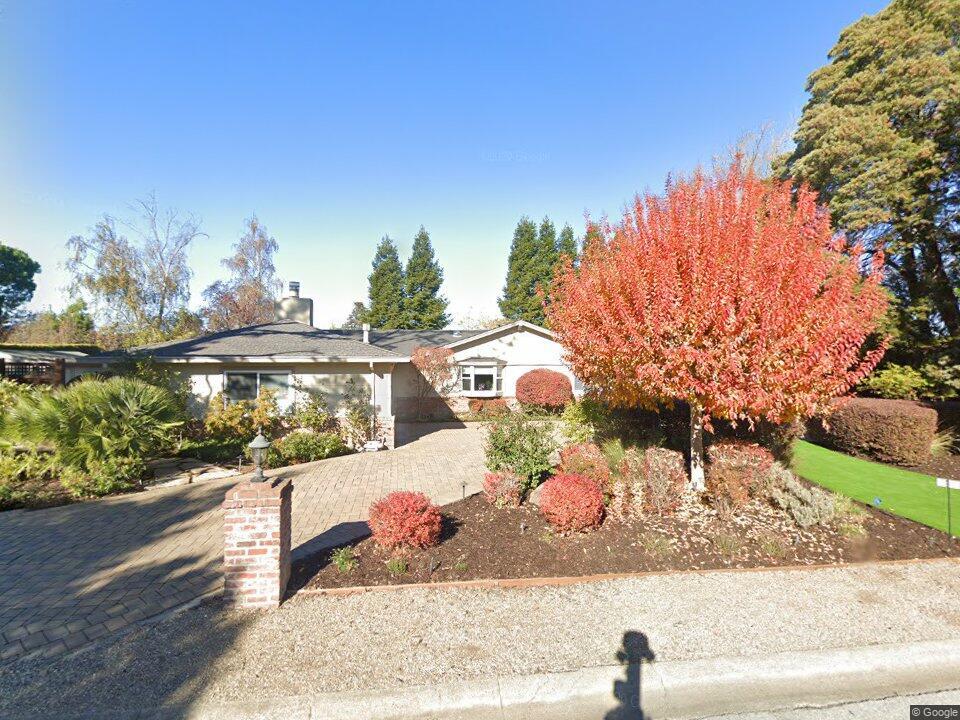 575 Craig RD