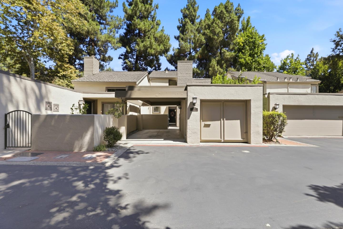 1713 Sandy Creek LN