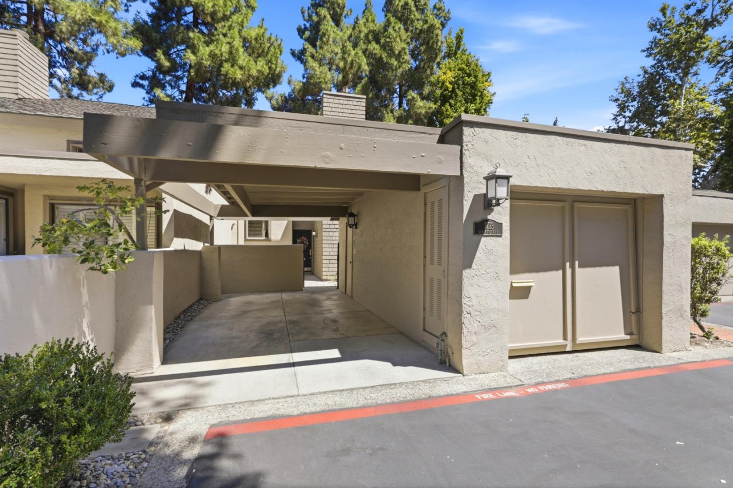 1713 Sandy Creek LN