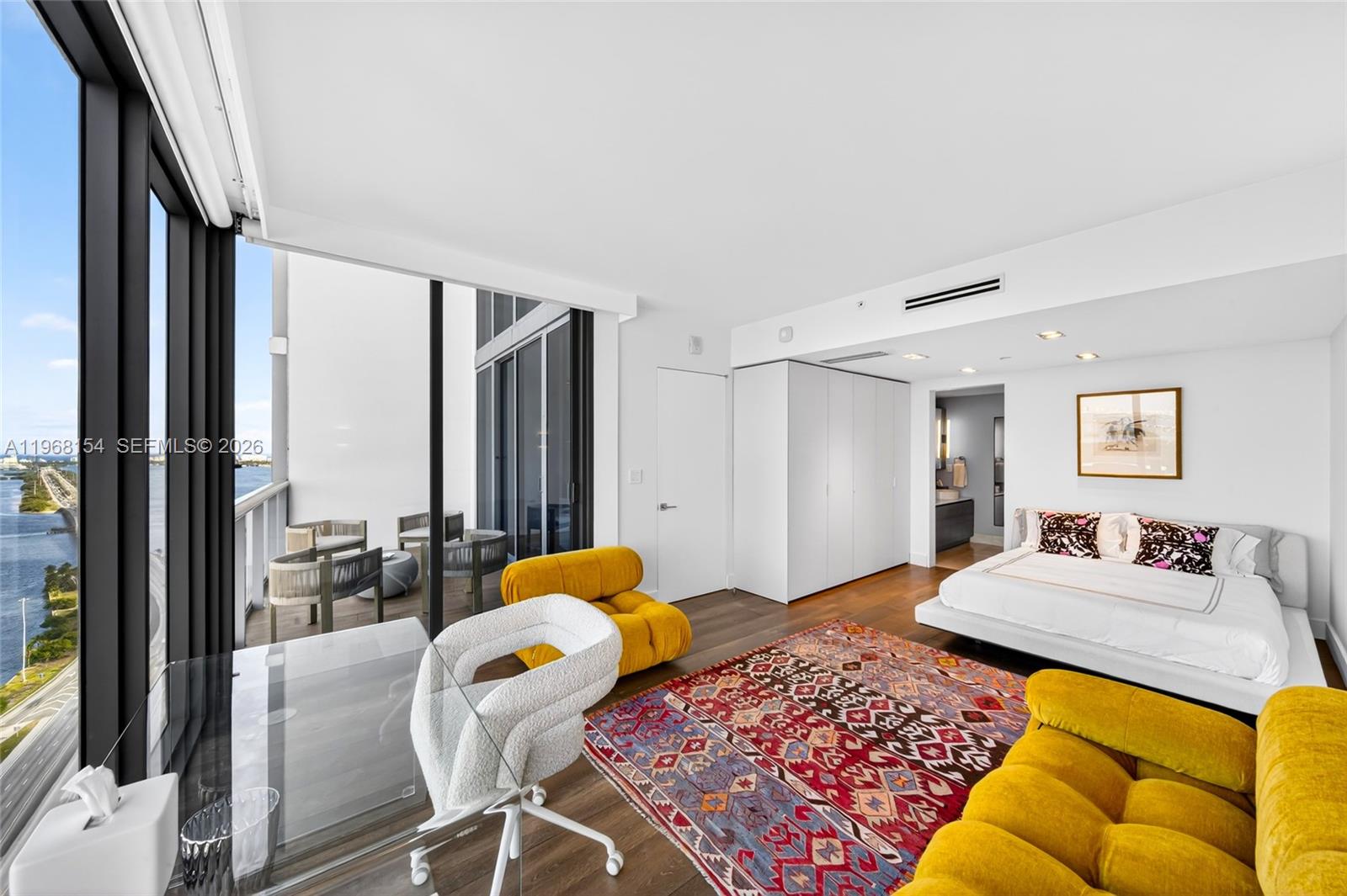 601 NE 36th St # 3407