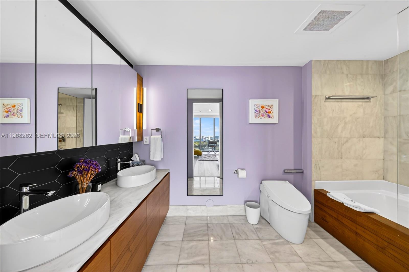 601 NE 36th St # 3407