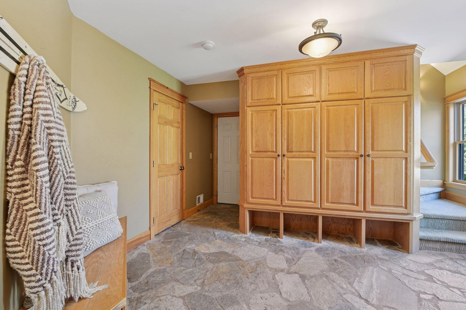 7065 Abbywood Lane