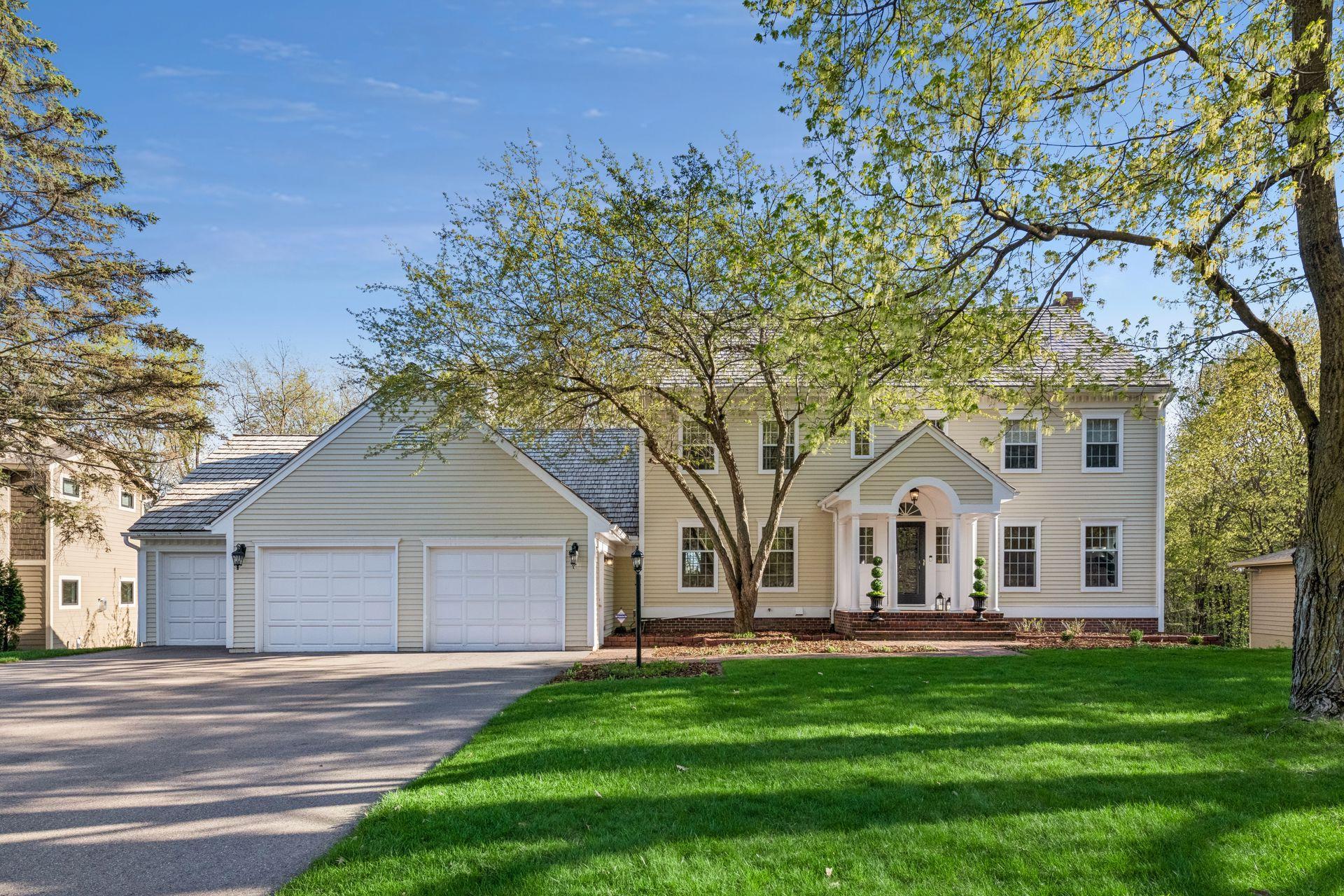 19515 Waterford Place