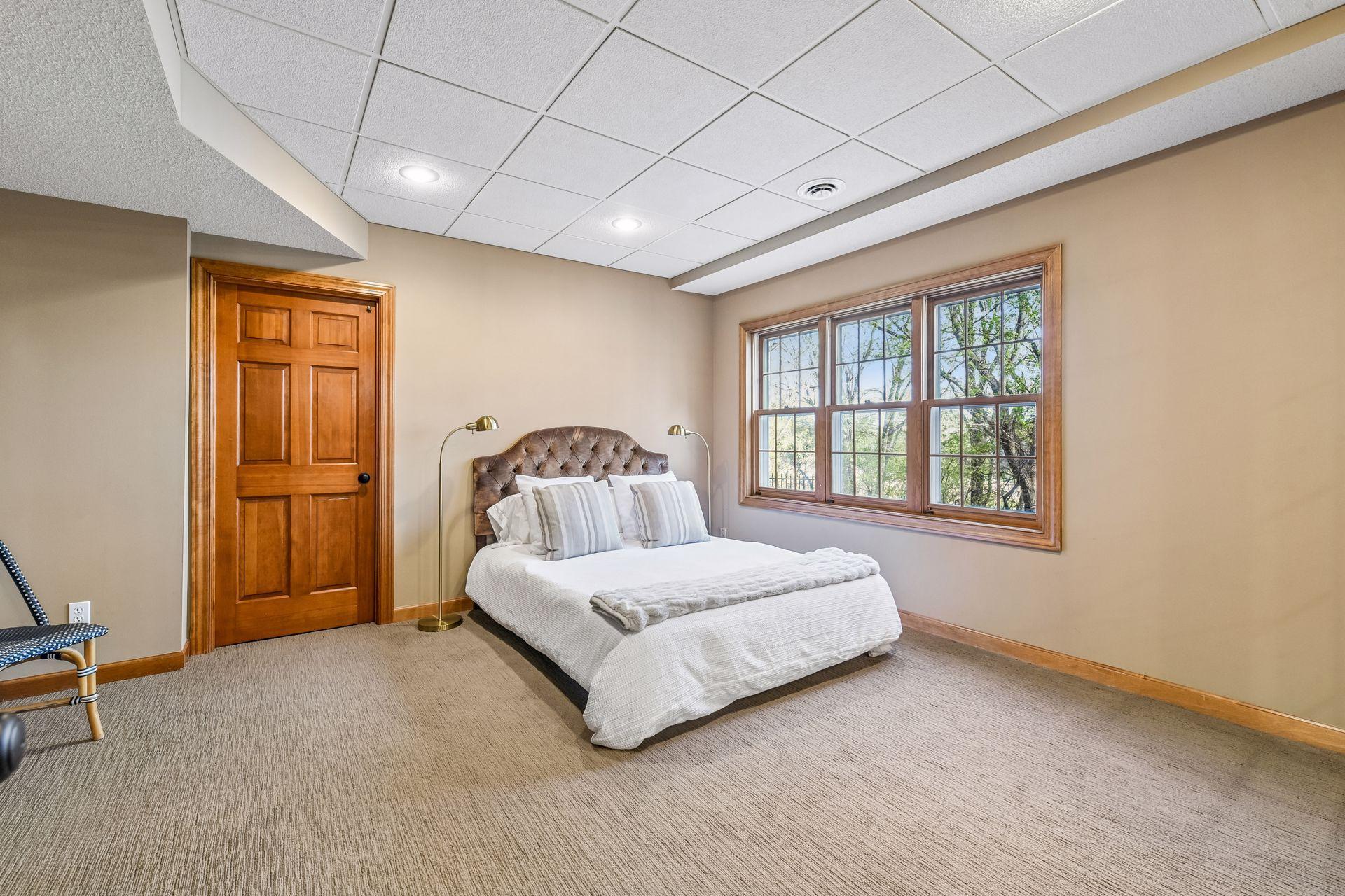 19515 Waterford Place