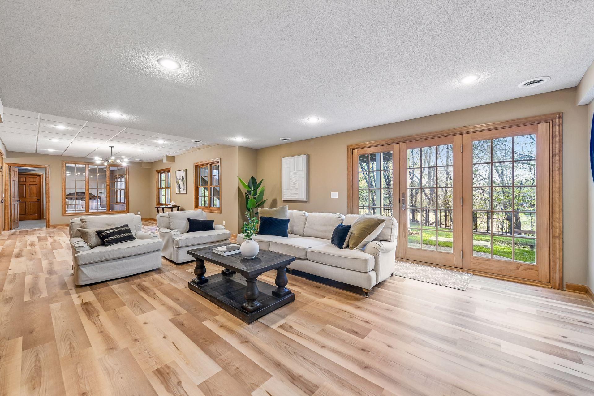 19515 Waterford Place