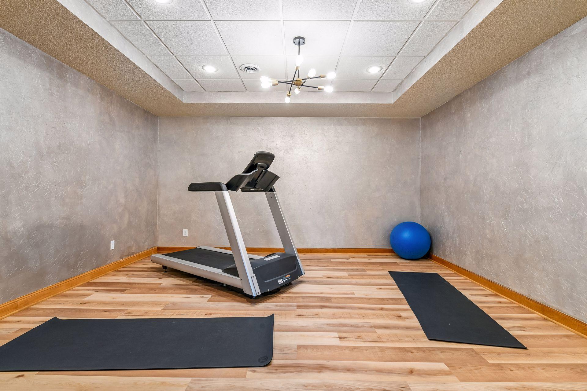 19515 Waterford Place