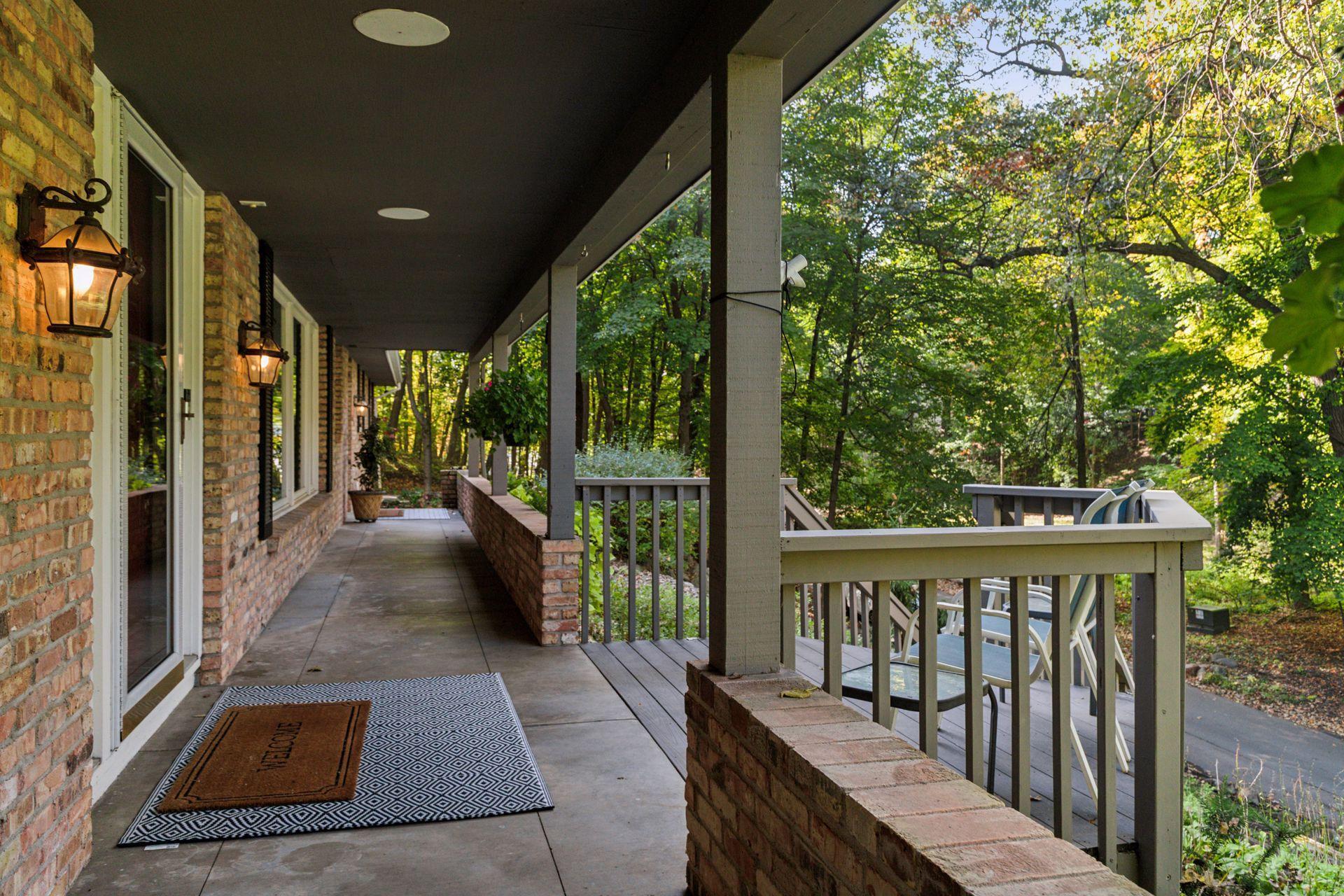 4360 Chimo East Street