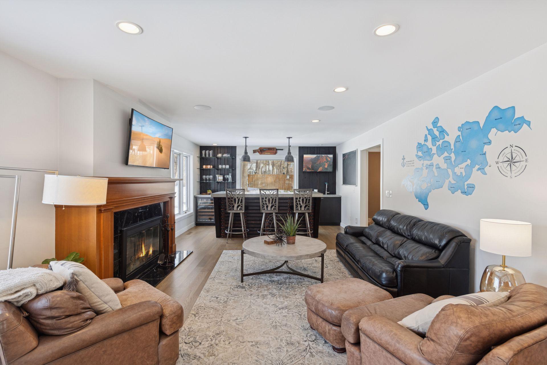 4360 Chimo East Street