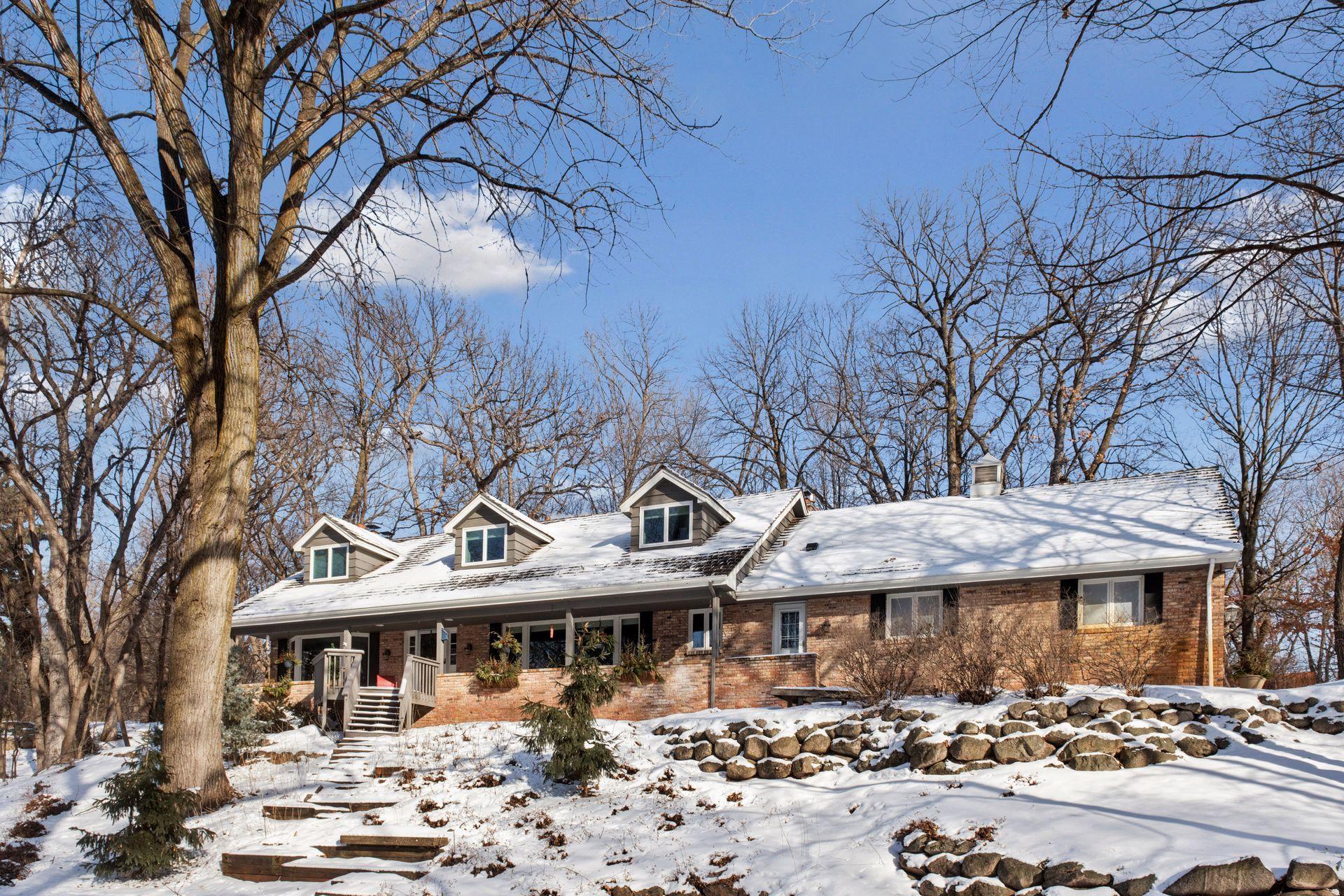 4360 Chimo East Street