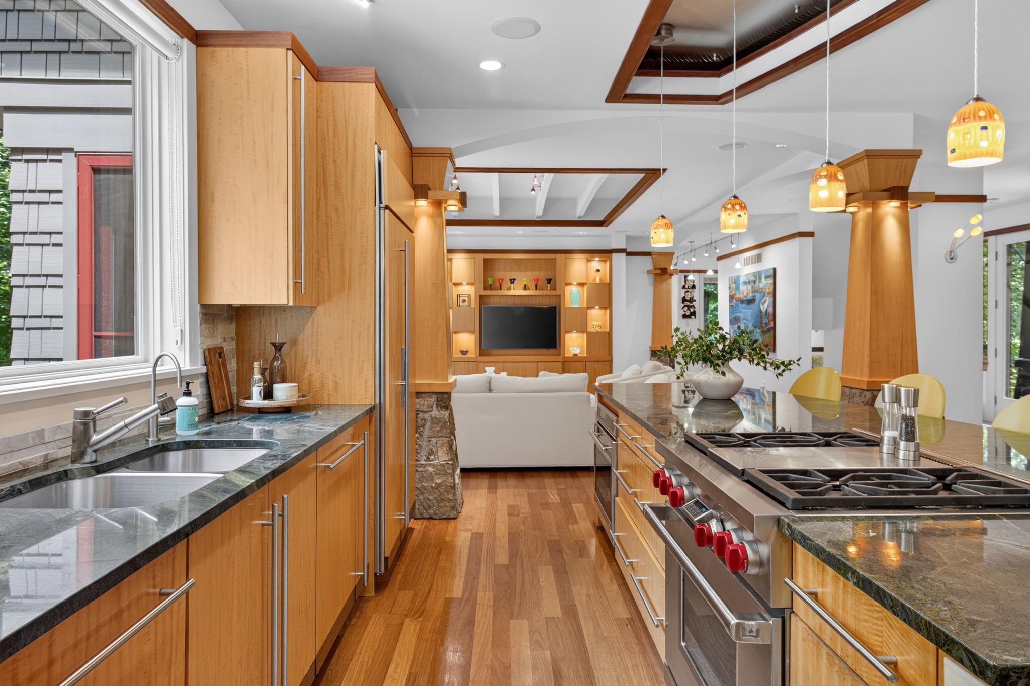 20895 Spencer Lane