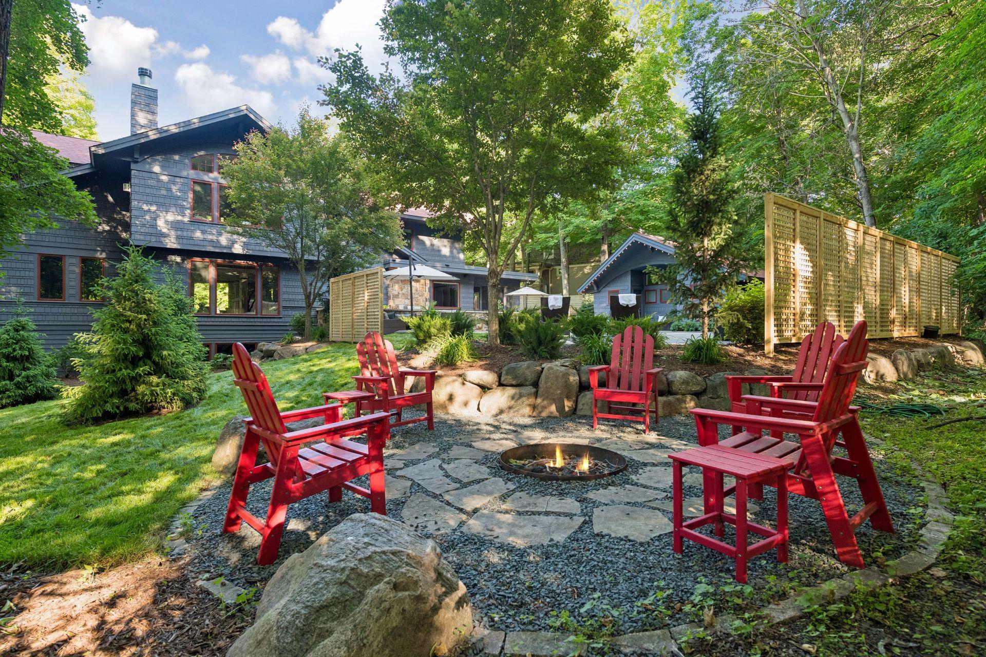 20895 Spencer Lane