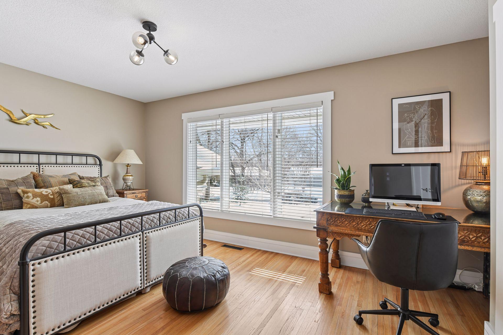 12202 Orchard Avenue W