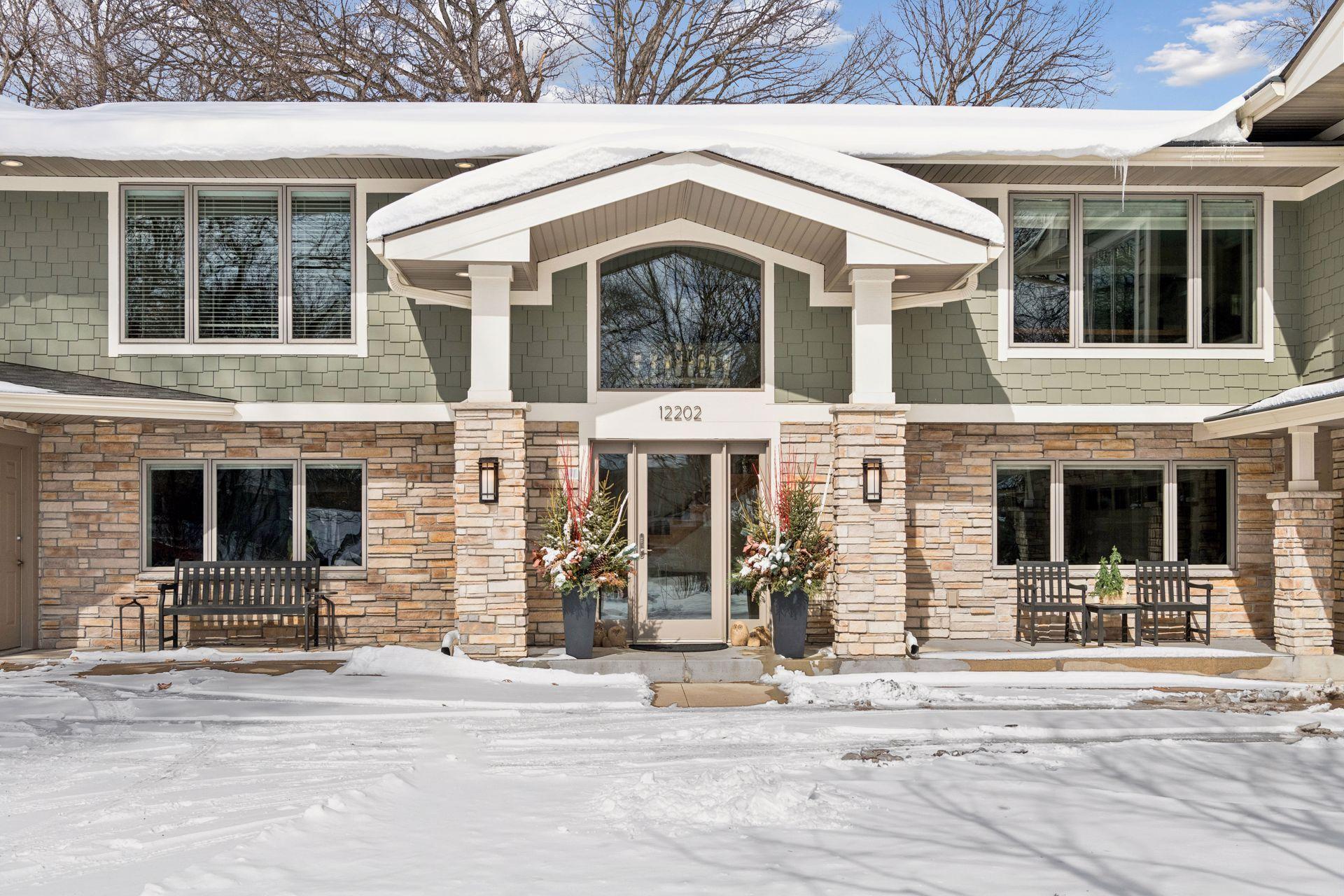 12202 Orchard Avenue W